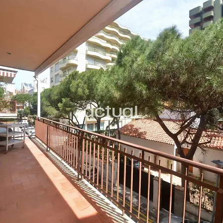 Apartamento Carle Magne Esc 3 *