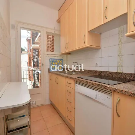 Apartamento Carle Magne Esc 3 *
