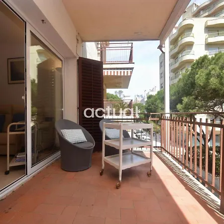 Carle Magne Esc 3 Apartment *